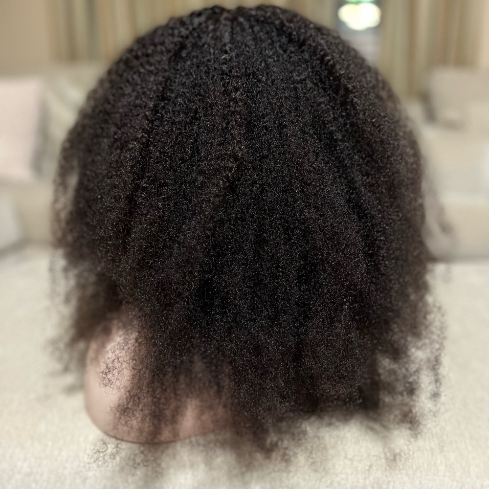 Wig - Picture 5 of 6